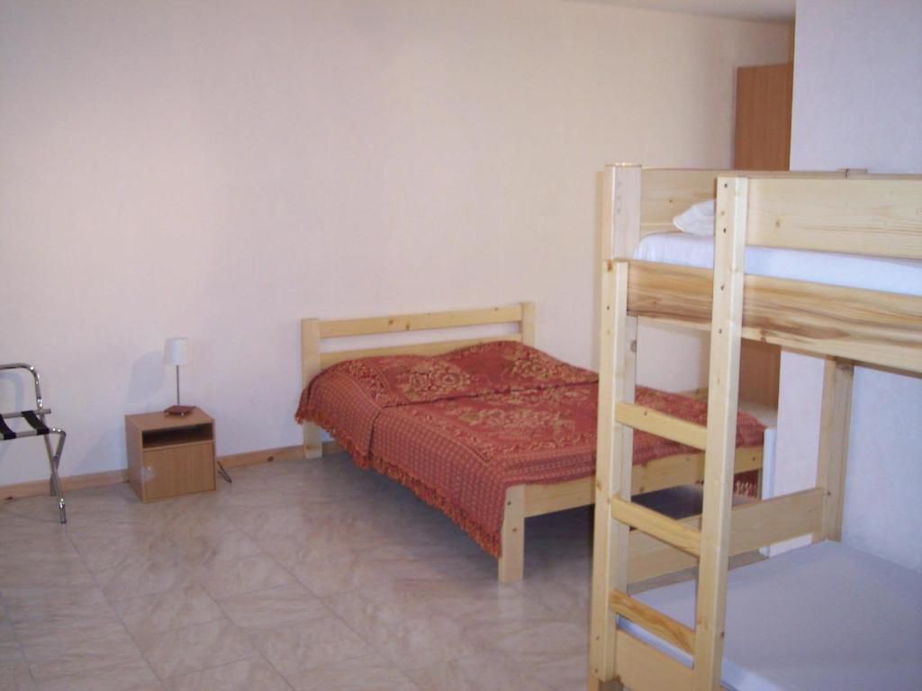 Hotel L'Hermitage Des 4 Saisons La Gonterie-Boulouneix Zimmer foto