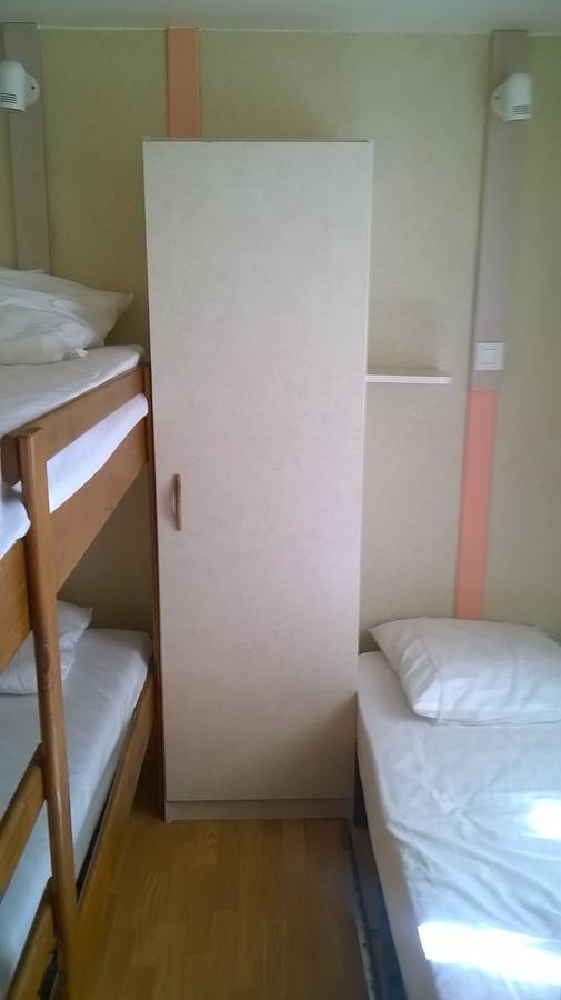 Hotel L'Hermitage Des 4 Saisons La Gonterie-Boulouneix Zimmer foto